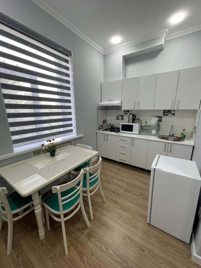 Amir Temur Apartment In Center After Renovation タシュケント エクステリア 写真